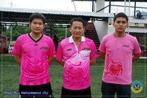 นายแบบ  เสื้อเชียร์  นครแม่สอดซิตี้