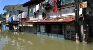 ฟิลิปปินส์เตรียมรับพายุฝนลูกใหม่