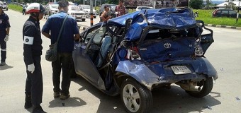 อุบัติเหตุรถพ่วงชนรถเก๋งหน้าเซ็นทาราแม่สอด บาดเจ็บสาหัส 3